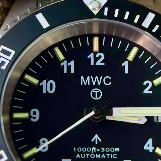 MWC 24 Jewel 300m Automatic Military Divers Watch with Tritium GTLS Tubes for Enhanced Nighttime Performance - Image 10