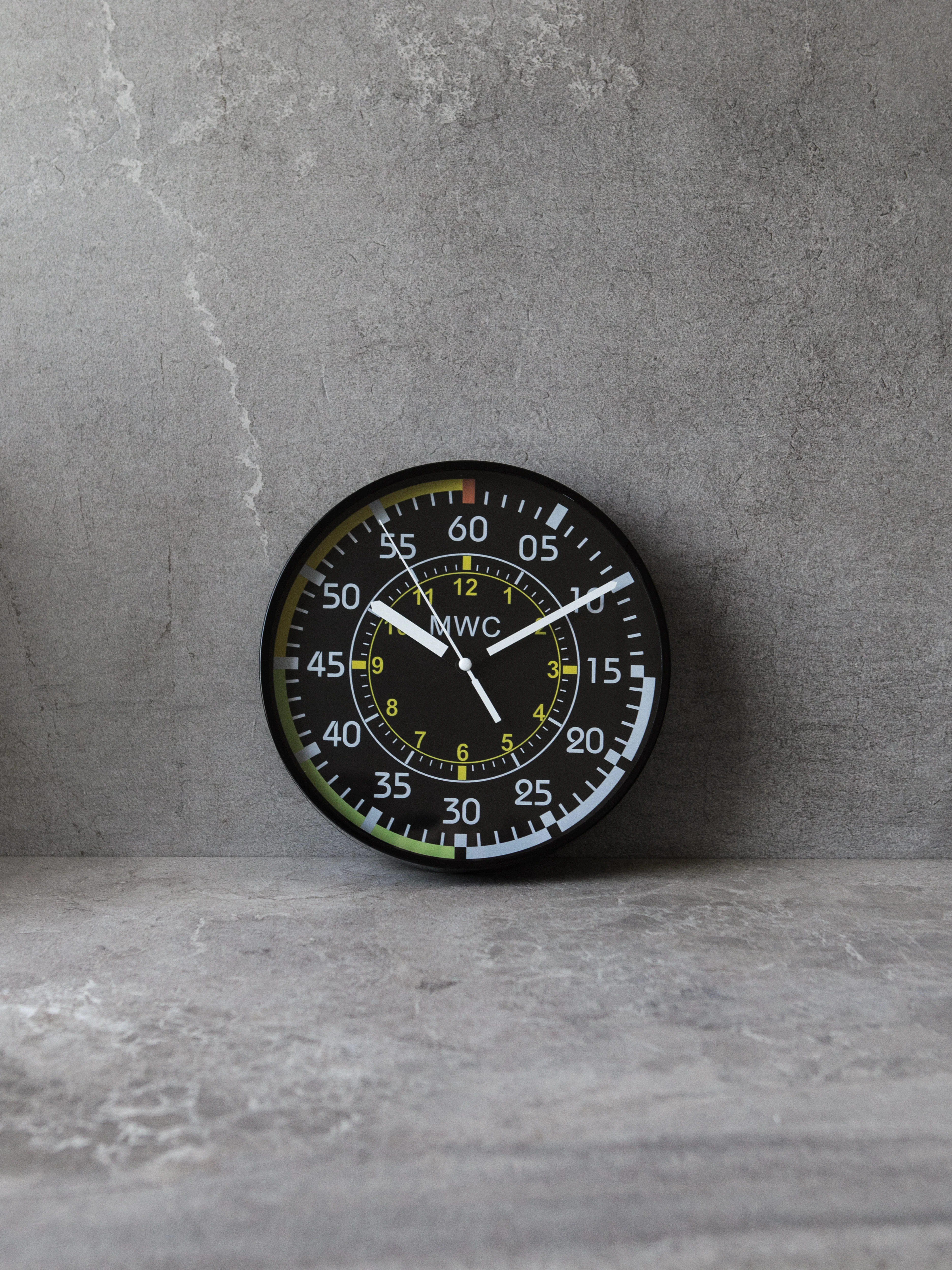 MWC Aircraft Instrument Airspeed Indicator Wall Clock with Silent Quartz Movement and Sweep Second Hand (Size 22.5 cm / approx 9") - Image 3