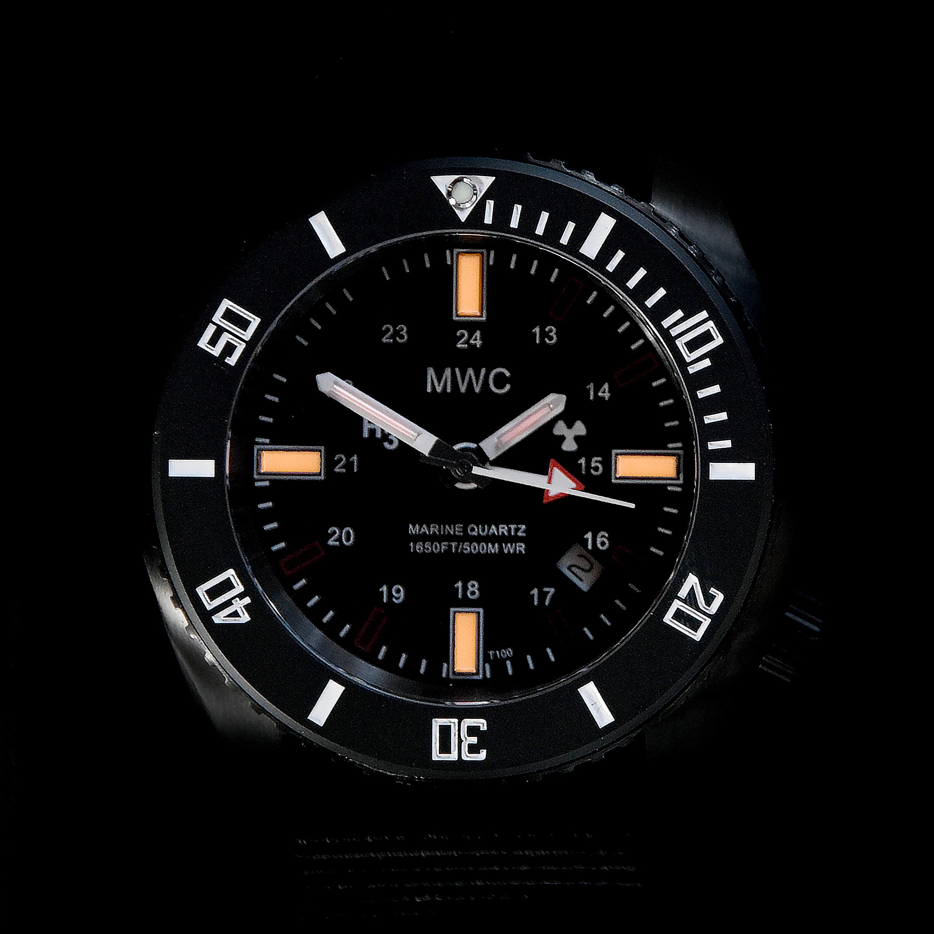 MWC "Submariner / Naval Crew Divers Watch" 500m (1,640ft) Water Resistant Dual Time Zone Military Watch in a Stainless Steel Case with GTLS and Helium Valve - Image 3