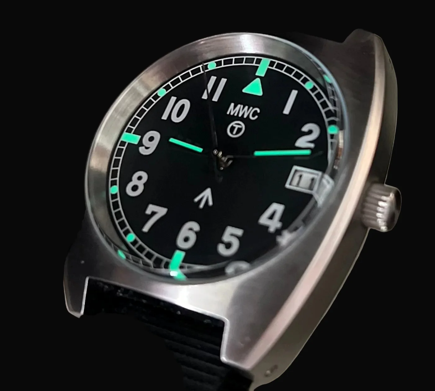 MWC W10 1970's Pattern 24 Jewel Automatic Military Watch with 100m Water Resistance - Image 5